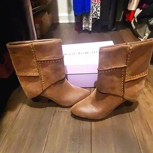 Women's boots